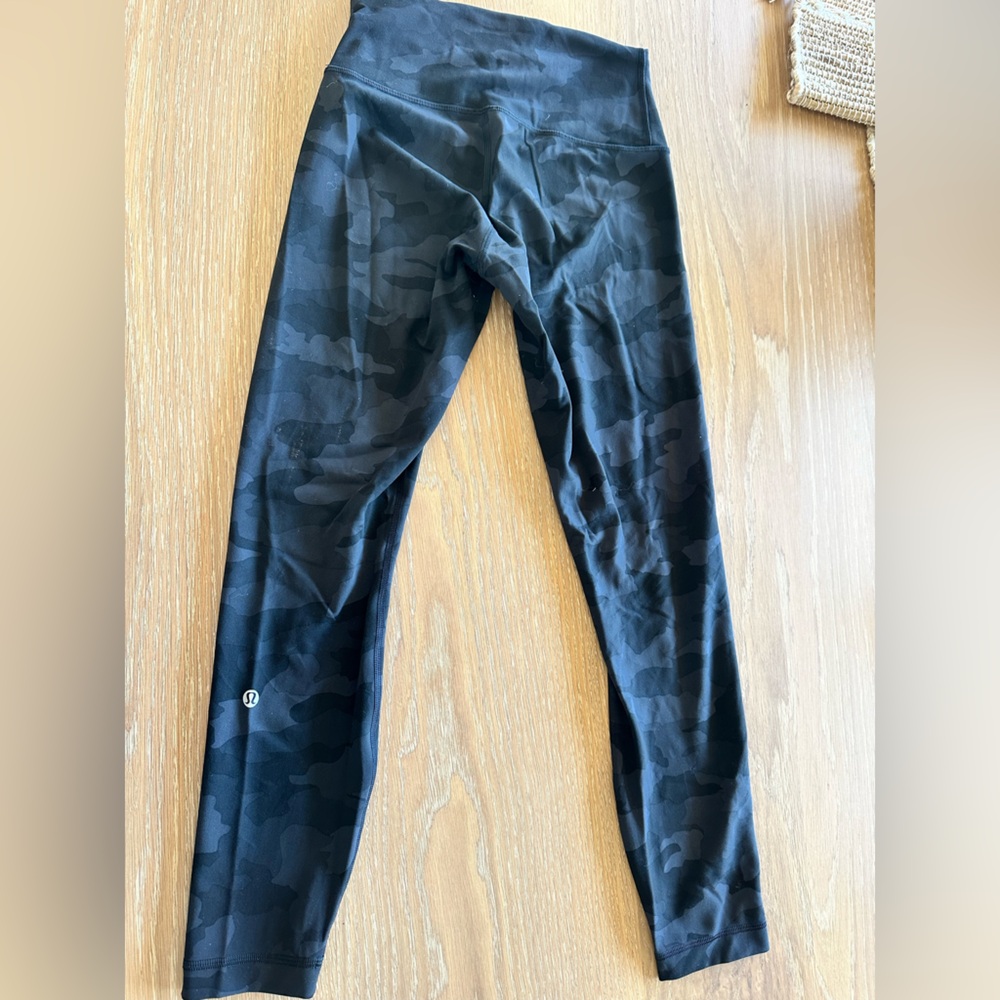 Lululemon Camo Wunder Train Contour Fit High-Rise Tight 25"